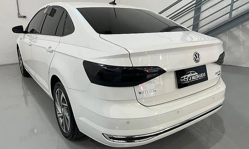 Volkswagen Virtus Hi...