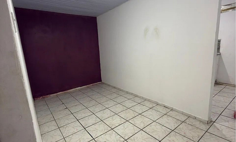 Kitnet Espaçosa ...