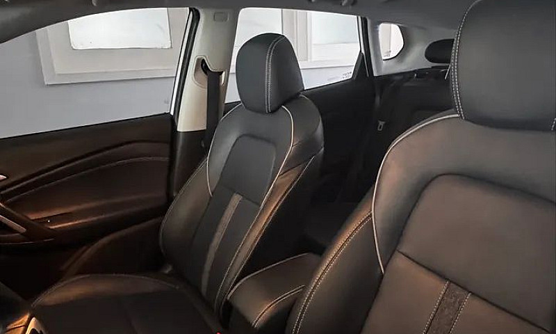 Chevrolet Tracker Pr...
