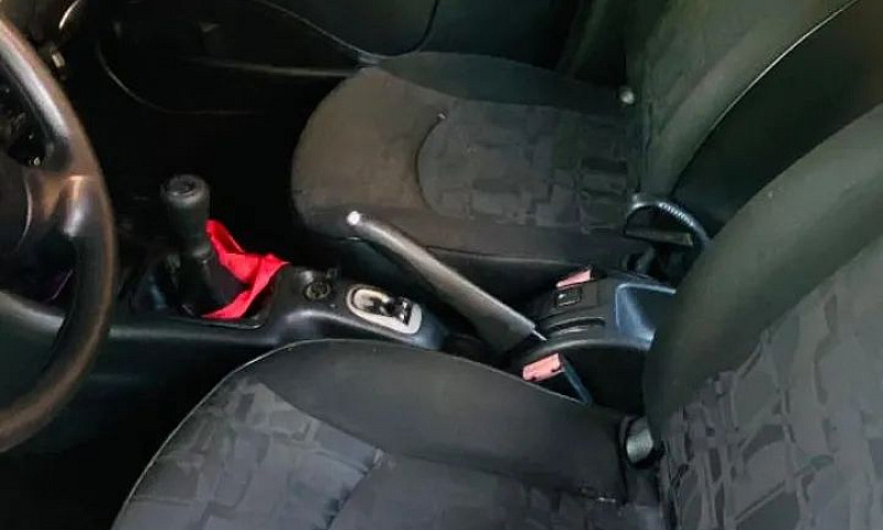 Peugeot 207 Xr 1.4 F...