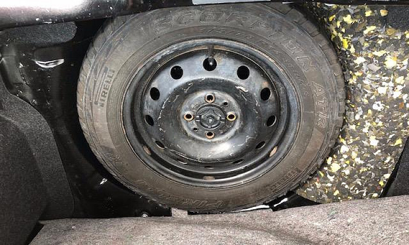 Fiat Uno Vivace 1.0...