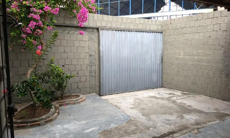 Aluga-Se Casa - Av. ...