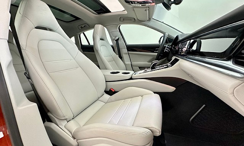 Porsche Panamera 2.9...