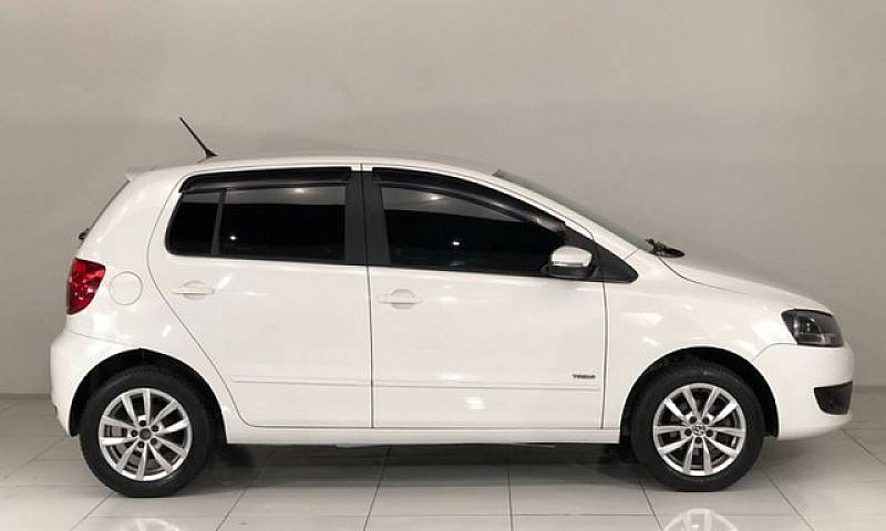 Volkswagen Fox 1.6 V...