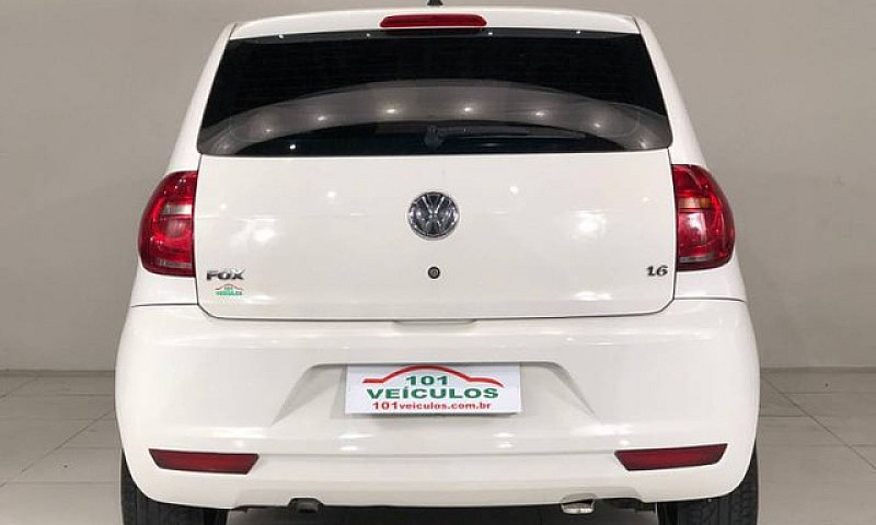 Volkswagen Fox 1.6 V...