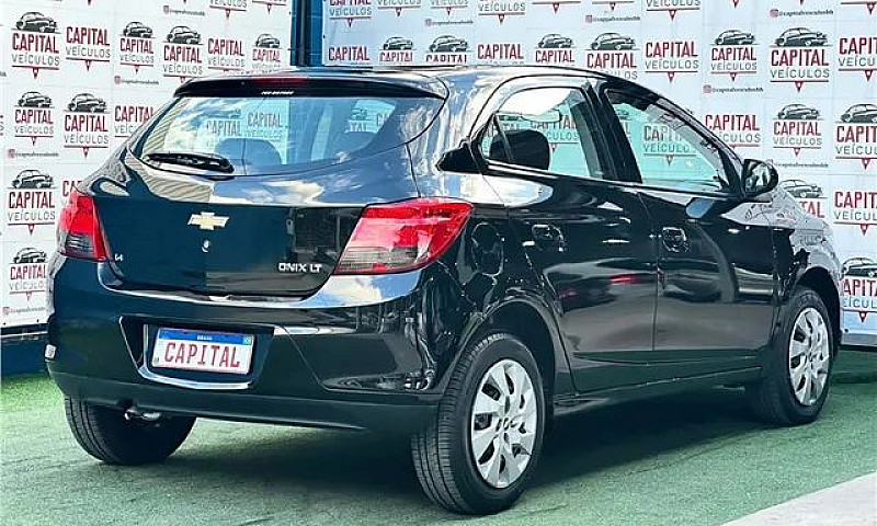 Chevrolet Onix 2015 ...