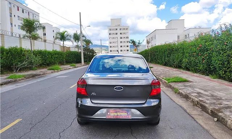 Ford Ka 1.0 Sedan Ót...