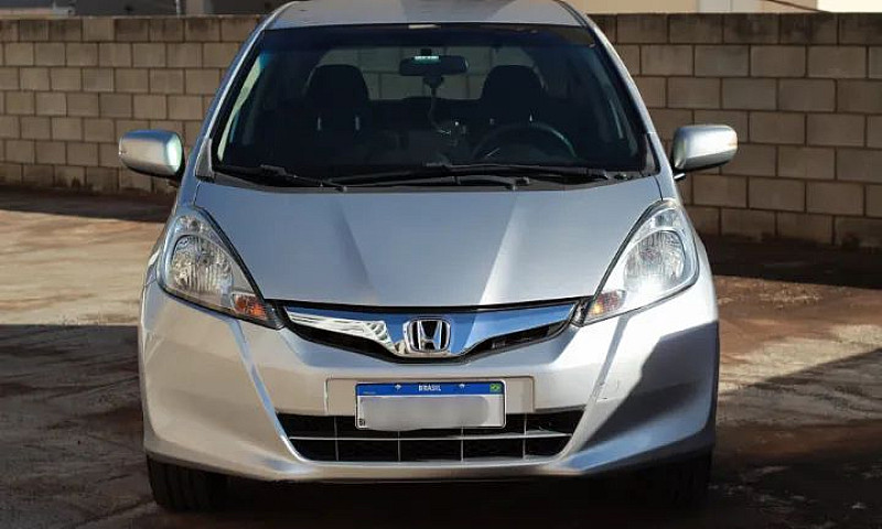 Honda Fit Ex 2014 1....