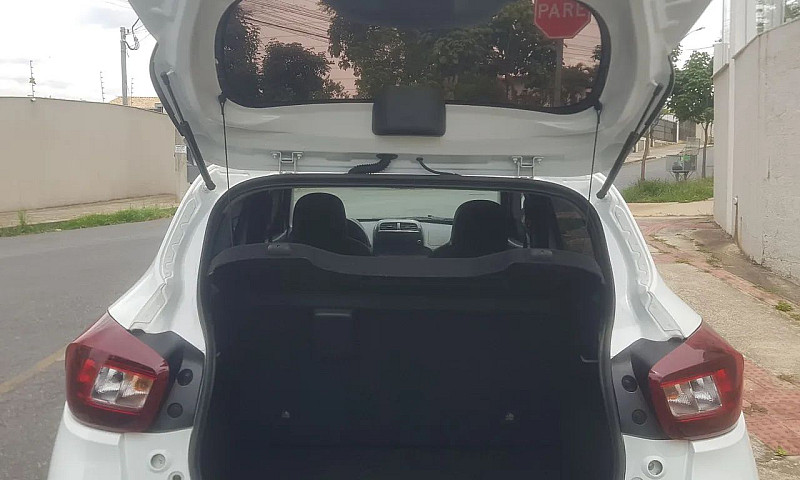 Renault Kwid Intense...