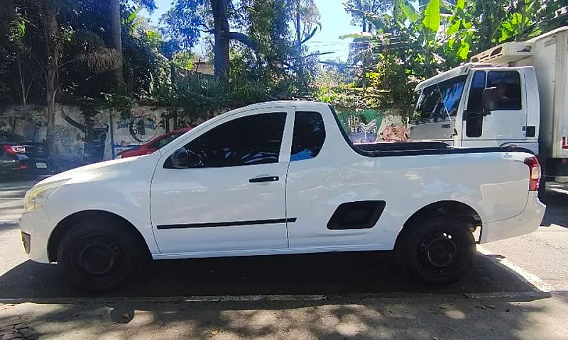 Chevrolet Montana Ls...