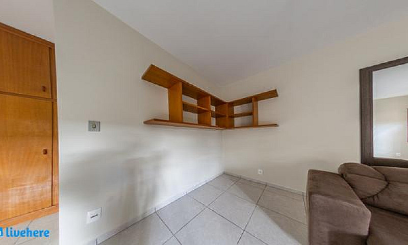 Apartamento De 1 Qua...