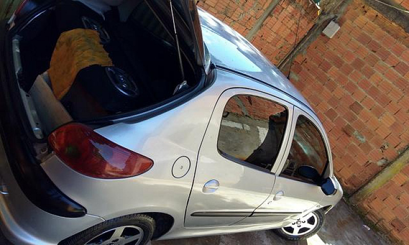 Peugeot 206 1.4 Pres...