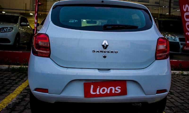 Renault Sandero ...