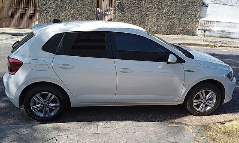 Vendo Polo 2018 Auto...