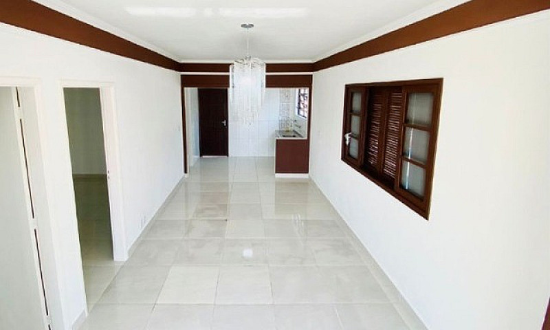 Casa Com Piscina Em ...