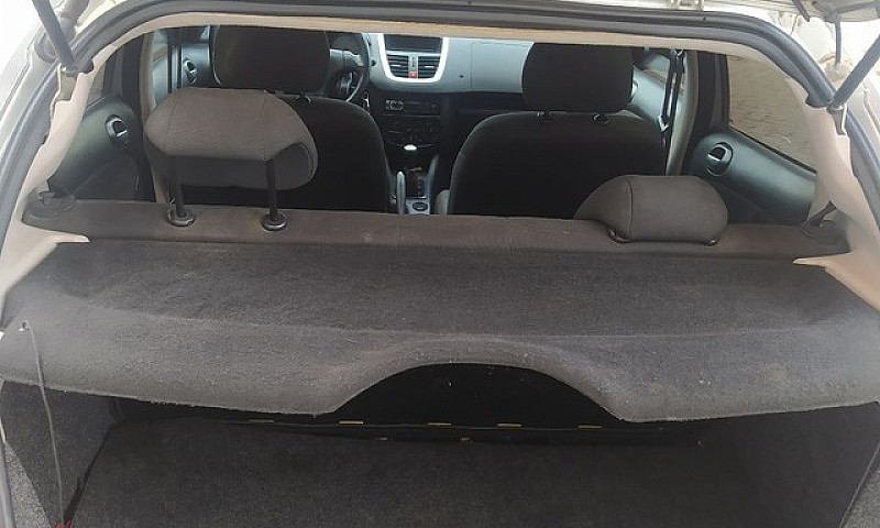 Peugeot 207 1.4...