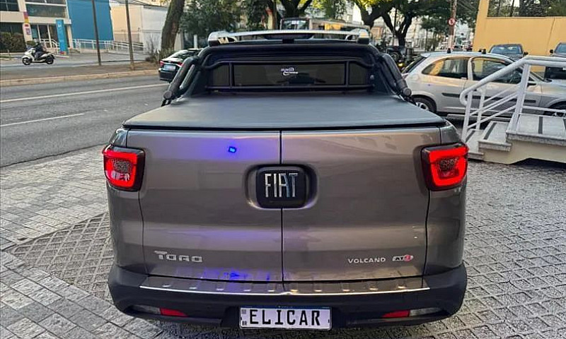 Fiat Toro Volcano 2....