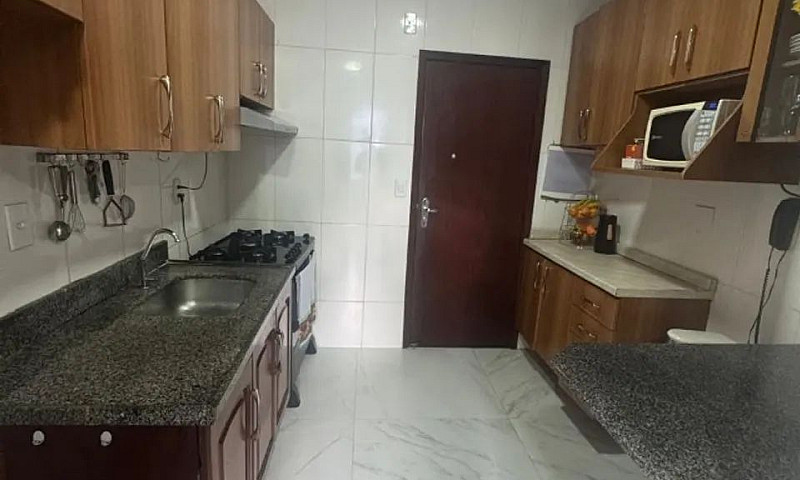 Apto. Cond. Cap Ferr...