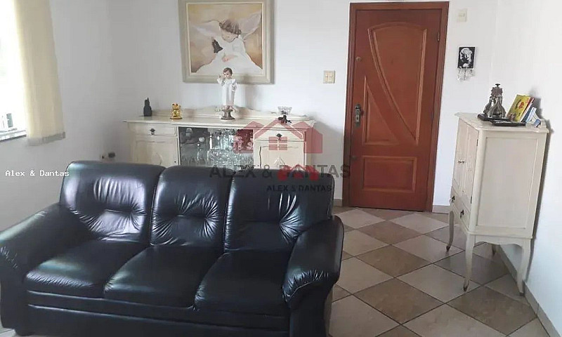 Casa Com 3 Dormitóri...