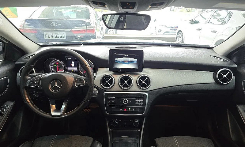 Mercedes-Benz Gla 20...