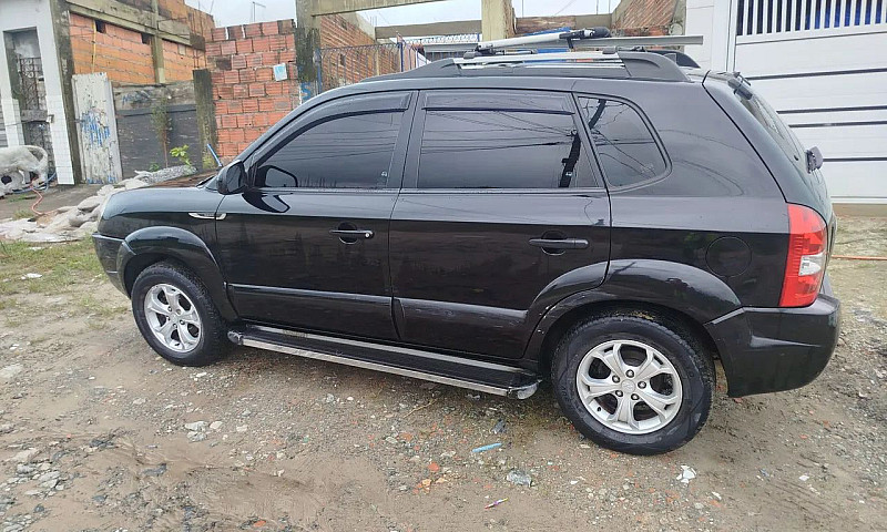 Hyundai Tucson 2.0 1...