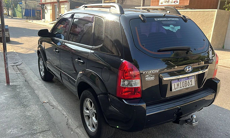 Hyundai Tucson 2.0 1...