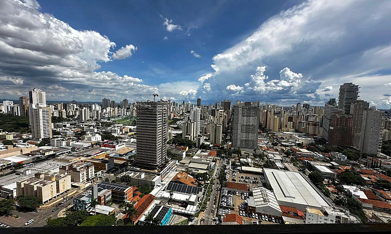 Moove 3 Suites 140M²...