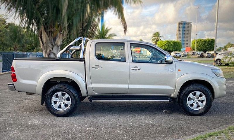 Toyota Hilux Sr 2014...