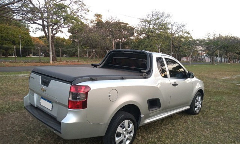 Chevrolet Montana Ls...