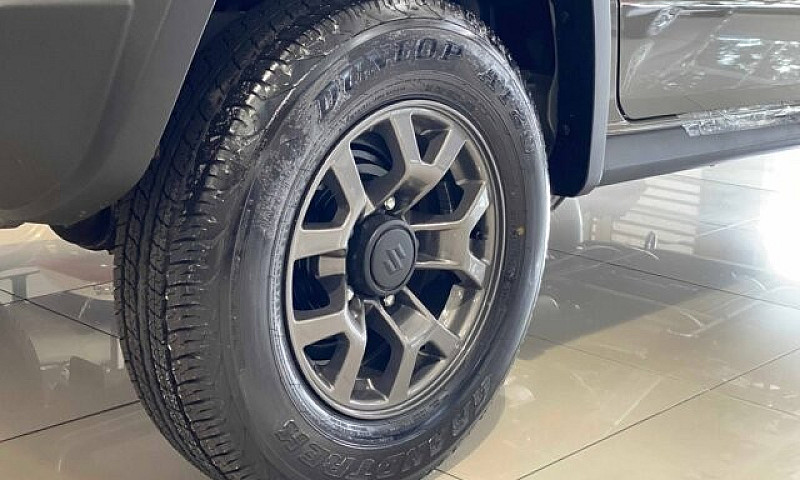 Suzuki Jimny 1.5 Sie...