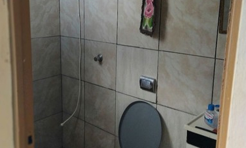 Casa À Venda R$ 100....