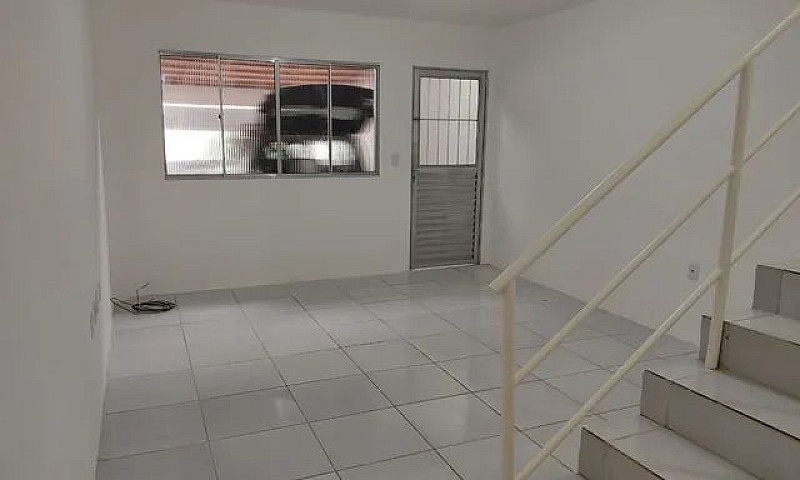 Alugo Um Duplex Em G...