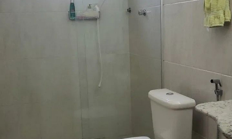 Excelente Casa De 04...