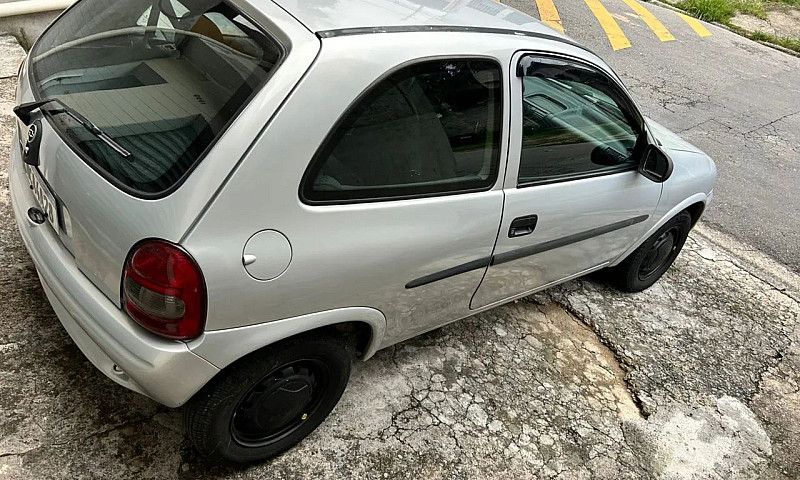 Chevrolet Corsa Wind...
