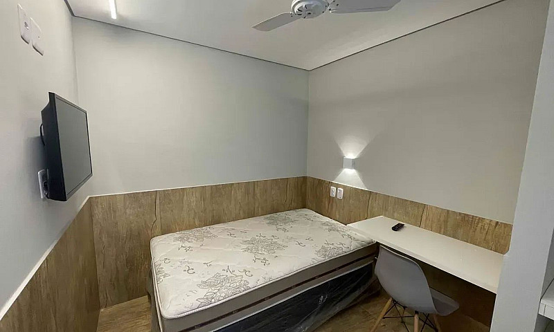 Studio Mobiliado Chá...