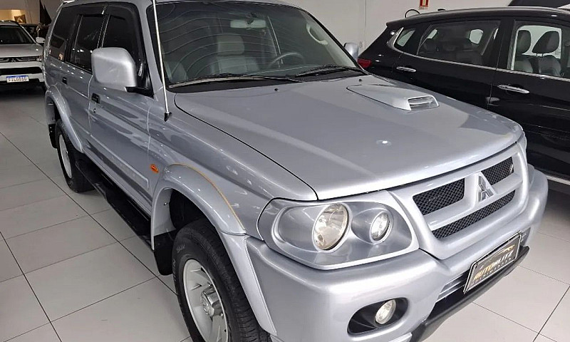 Mitsubishi Pajero Sp...