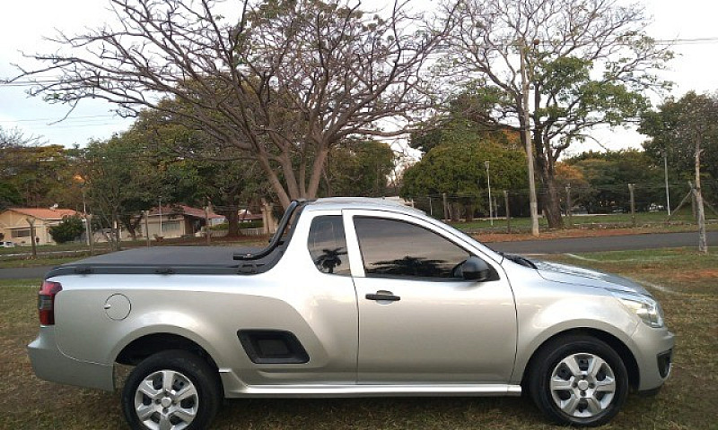 Chevrolet Montana Ls...
