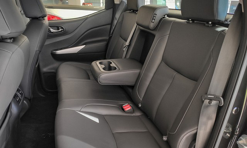 Nissan Frontier 2.3 ...