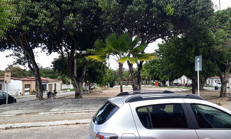 Casa Para Alugar...