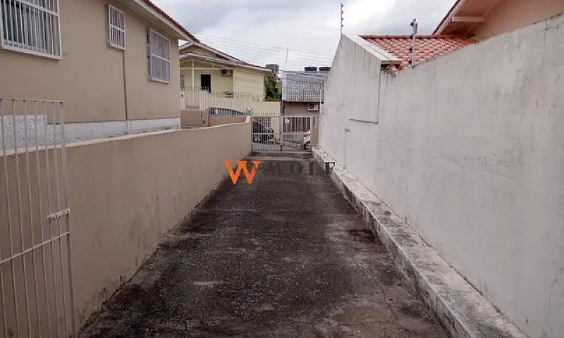 Ampla Residência 03 ...