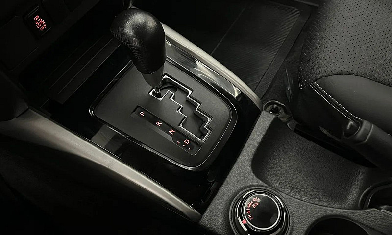 L200 2019 Triton Spo...