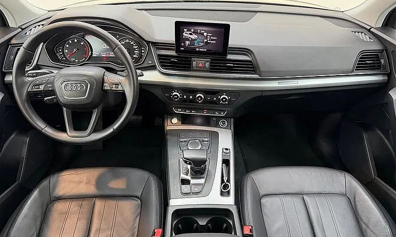 Audi Q5 Prestige 2.0...