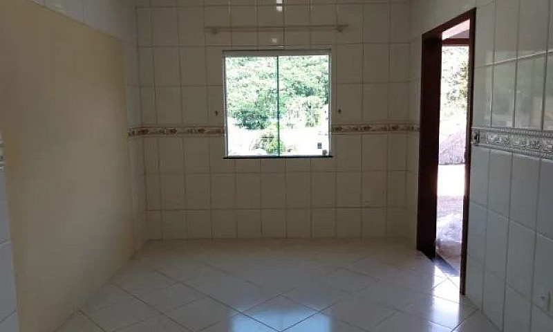 Excelente Casa De 2 ...