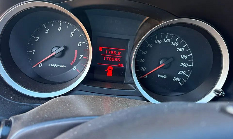 Mitsubishi Lancer 2....