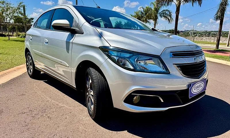 Chevrolet Onix Hatch...