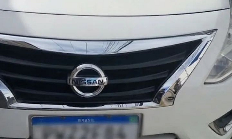 Nissan Versa Unique ...