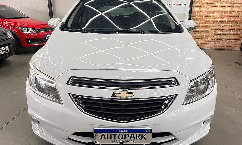 Chevrolet Onix Hatch...