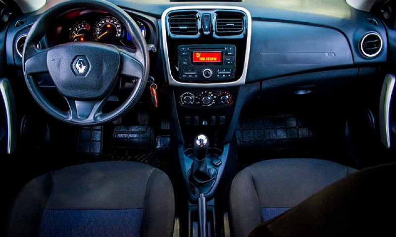 Renault Sandero ...