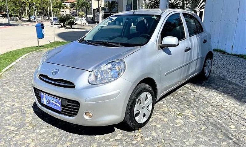 Nissan March S 1.0 F...