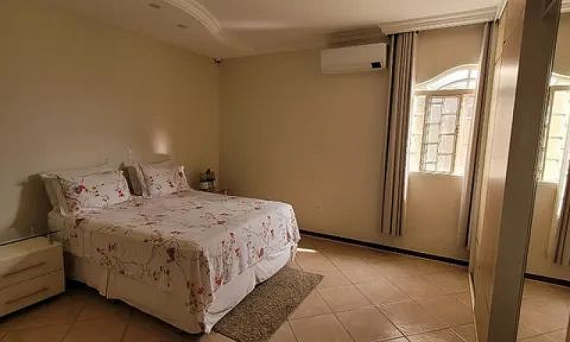Casa De Condomínio 4...